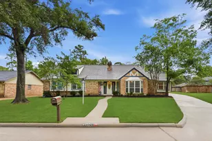 25506 Many Oak Dr, Spring, TX 77380 - Photo 2