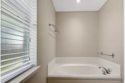 8223 Montego Bay Drive, Baytown, TX 77523 - Photo 20