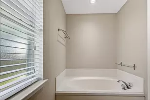 8223 Montego Bay Dr, Baytown, TX 77523 - Photo 20