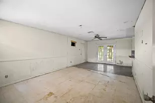 9011 Sandpiper Dr, Houston, TX 77074 - Photo 6