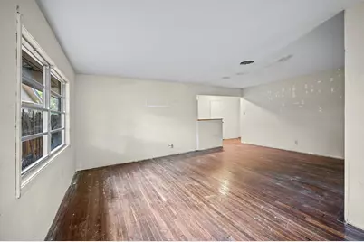 9011 Sandpiper Drive, Houston, TX 77074 - Photo 12