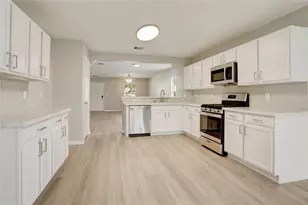 2623 Kenwich Oaks Ln, Katy, TX 77449 - Photo 10