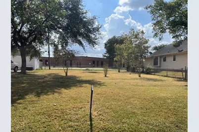 1871 Aspen Lane, Seabrook, TX 77586 - Photo 2