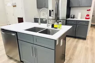 2400 Burkett St., Houston, TX 77004 - Photo 2