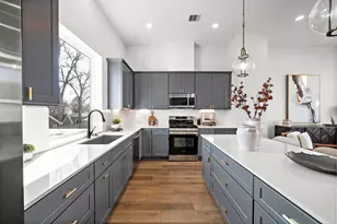 835 Elkhart St, Houston, TX 77091 - Photo 10