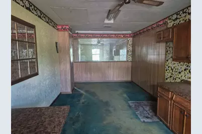 404 Svoboda Street, Yoakum, TX 77995 - Photo 22