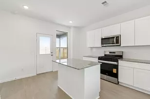 1838 Glacier Gorge Trl, Dayton, TX 77535 - Photo 12