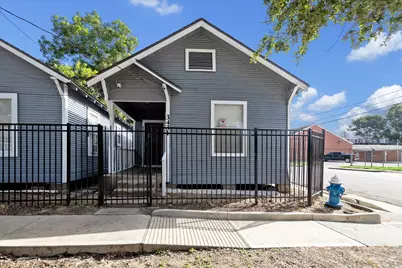 3431 Beulah, Houston, TX 77004 - Photo 1