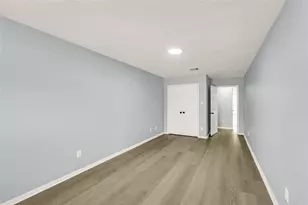 4640 Knoxville St, Houston, TX 77051 - Photo 6