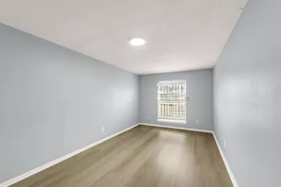 4640 Knoxville Street #A, Houston, TX 77051 - Photo 8