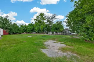 6131 E Houston Rd, Houston, TX 77028 - Photo 24