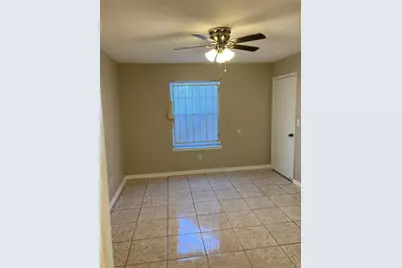 10667 Braes Bend Drive, Houston, TX 77071 - Photo 6