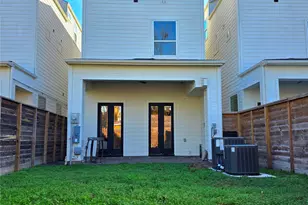 613 W 26th St, Houston, TX 77008 - Photo 24