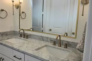 613 W 26th St, Houston, TX 77008 - Photo 16