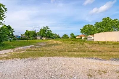 1203 S Main Street, Baytown, TX 77520 - Photo 10