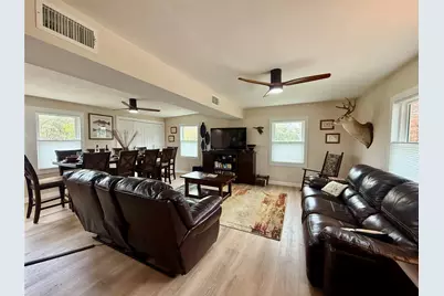 302444 Plantation, Damon, TX 77430 - Photo 4