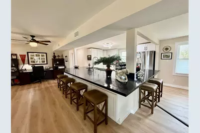 302444 Plantation, Damon, TX 77430 - Photo 12