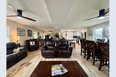 302444 Plantation, Damon, TX 77430 - Photo 10