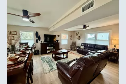 302444 Plantation, Damon, TX 77430 - Photo 4