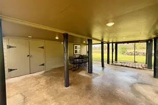 302444 Plantation, Damon, TX 77430 - Photo 32