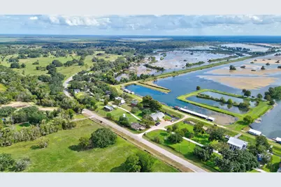 302444 Plantation, Damon, TX 77430 - Photo 46