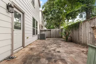 10051 Fallen Woods Dr, Houston, TX 77080 - Photo 30
