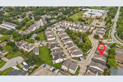 10051 Fallen Woods Drive, Houston, TX 77080 - Photo 36