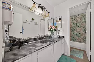 6601 Sands Point Dr, Houston, TX 77074 - Photo 16