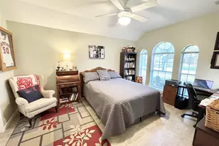 918 Peach Blossom Dr, Pearland, TX 77584 - Photo 12