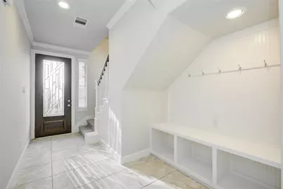 9624 Cambridge Manor Lane, Houston, TX 77045 - Photo 4