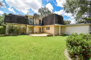 426 Longview Dr, Sugar Land, TX 77478 - Photo 42