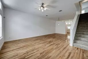 5941 S Loop E, Houston, TX 77033 - Photo 2