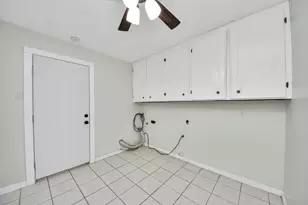 9623 Hearthwood Dr, Houston, TX 77040 - Photo 14