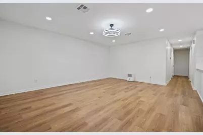 157 Hillside Drive, Liberty, TX 77575 - Photo 6
