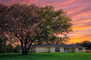 10510 Longleaf Dr, Conroe, TX 77385 - Photo 1