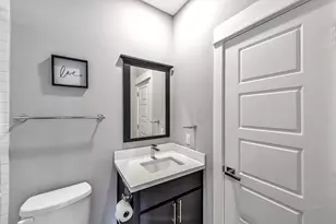 3105 Gillespie St, Houston, TX 77020 - Photo 8
