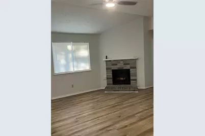7530 Tierra Verde Drive, Houston, TX 77083 - Photo 10