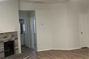 7530 Tierra Verde Dr, Houston, TX 77083 - Photo 4