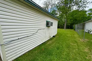 10206 Ashville Dr, Houston, TX 77051 - Photo 6