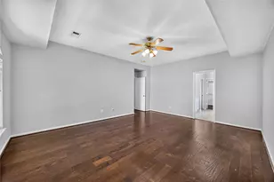 11618 Peachwood Lake Dr, Sugar Land, TX 77498 - Photo 18