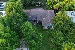 117 Sylvan St, La Porte, TX 77571 - Photo 2