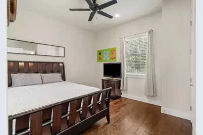1207 Cedarpost Tree Springs Place, Houston, TX 77055 - Photo 16