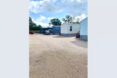 3621 County Road 161 #F, Alvin, TX 77511 - Photo 14