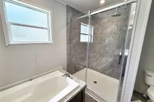 21246 White Oak Dr, Conroe, TX 77306 - Photo 20
