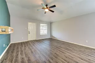 4706 E Ridge Creek Dr, Houston, TX 77053 - Photo 12