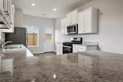 15530 Caramel Springs Drive, Conroe, TX 77303 - Photo 6