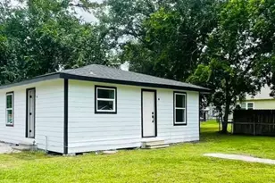 9110 Heatherside St, Houston, TX 77016 - Photo 1