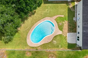 1325 Oak Hollow Dr, Dickinson, TX 77539 - Photo 28