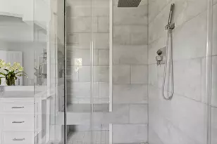 1325 Oak Hollow Dr, Dickinson, TX 77539 - Photo 20