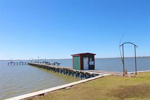 223 Baracuda Dr, Palacios, TX 77465 - Photo 42